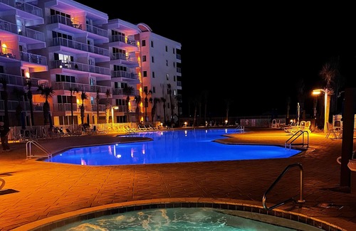 Fort Walton Beach Villa | Villas at Destin West--Oceanside, Lazy River, Resort Pool, Marina
