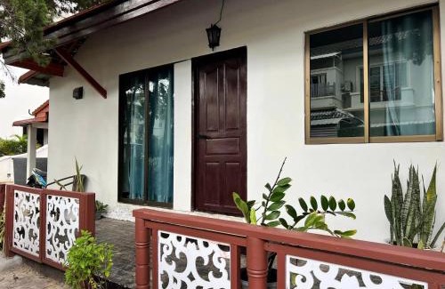 Su Thep Casa | Villas Chalitaa วิลล่าชาลิตา