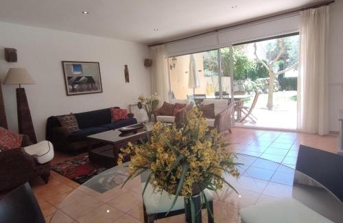 Sant Feliu de Guixols Casa | VILLAS COSETTE CAMI DE LES PENYES Con piscina y wifi en Sant Feliu de Guíxols - ES-209-80