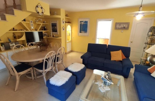 Platja d'Aro Chalet De Esquí | VILLAS COSETTE VILLA NURIA con piscina y wifi en Playa de Aro