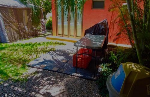 Tres de Mayo Apartamento | Villas de Brisas