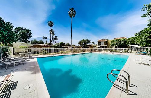 Palm Springs Apartamento | Villas de las Flores Permit #68338