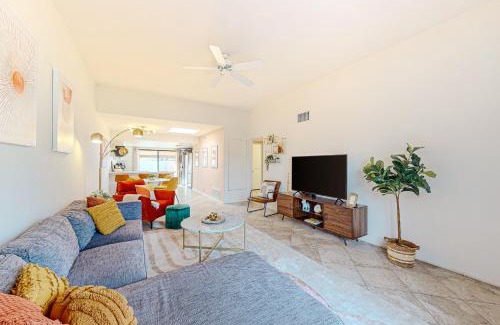 Palm Springs Apartamento | Villas de las Flores Permit #68338