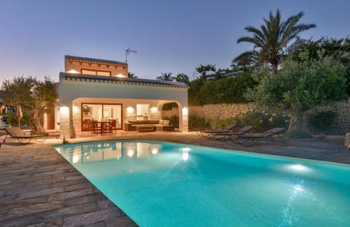 La Sabatera Villa | Villas Guzman - La Rocalla