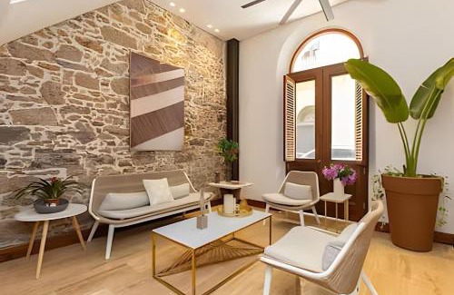 Casco Viejo Apartamento | Villas La Fontana Amplias ApartaSuite-piscina 204