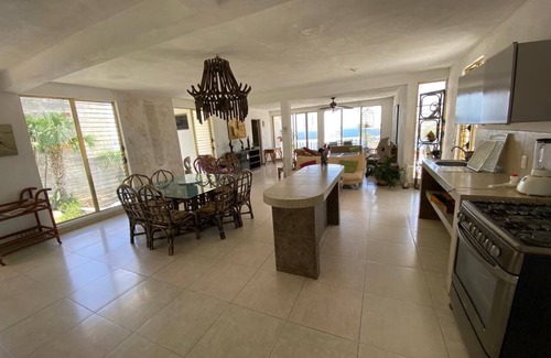 Las Playas Villa | Villas Luna Marina