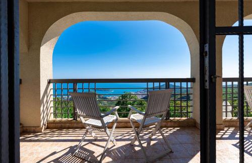 Lapcici Villa | Villas Monte Hill