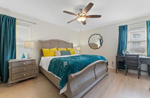Pensacola Beach Villa | Villas On The Gulf L1- Ocean view steps to beach!