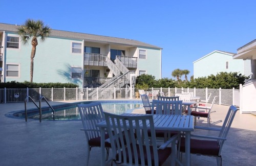Pensacola Beach Condominio | Villas on the Gulf by Surfside VR