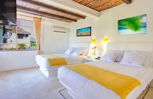 Coyuca de Benítez Hotel | villas playa azul