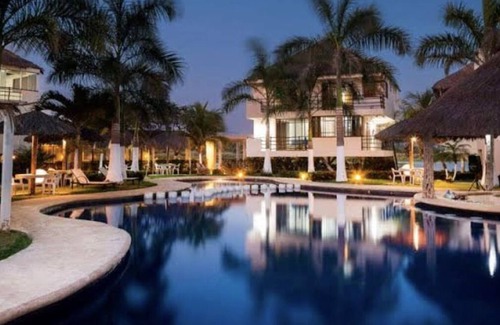 Coyuca de Benítez Hotel | villas playa azul