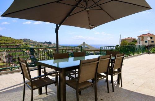 Camara de Lobos Apartamento | Villas Quinta da Lapa by AnaLodges