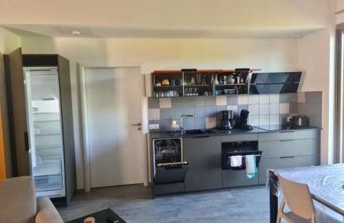 Eccica-Suarella Apartamento | Villas Zanzimare Casa