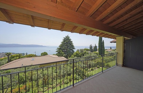 Toscolano Maderno Casa | Villetta Enzo in Toscolano Maderno