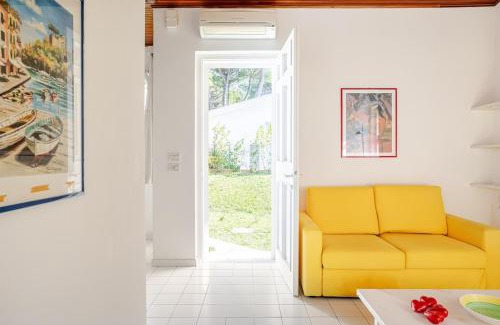 Lignano Pineta Casa | Villetta garden retreat con parcheggi