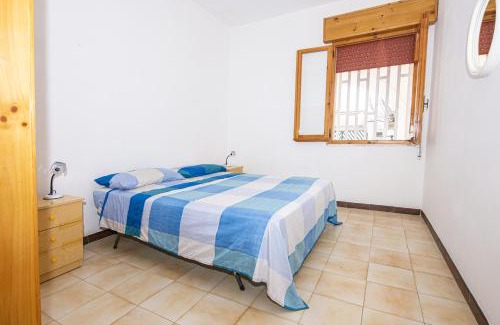 Torre Castiglione Casa | Villetta Lia di fronte al mare