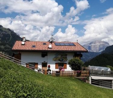 San Giovanni di Fassa Apartamento | Villetta Muncion