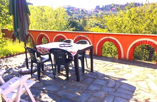 Arcola Casa | Villina de 60 metros cuadrados con jardín y vistas a la apuano