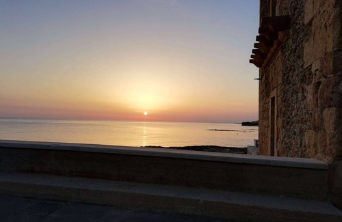 Punta Secca Villa | Villetta Rosso Corallo, casa de playa con jardín de 200 metros cuadrados