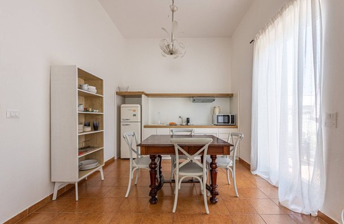 Mondello Chalet De Esquí | Villino Ada in Mondello