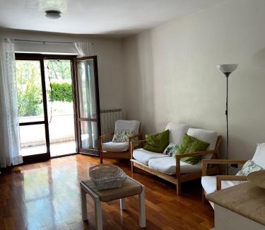 Civita Castellana Apartamento | VILLINO CARLOTTA - Parking for bike - relax - spazio - garden - privacy -