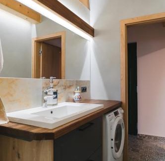 Skalica Casa | Vinařská búda nad golfem