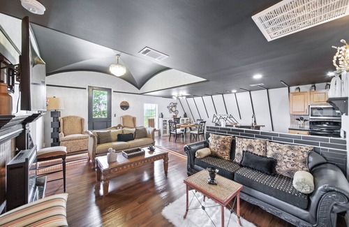Brushy Creek Casa | Vincent's Luxury stay- 3-bedroom house in Cedar Park