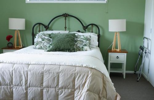 Lowburn Cama Y Desayuno | Vines on Bannockburn