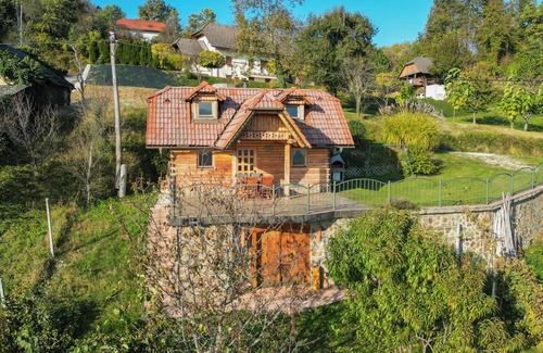 Srednje Grcevje Casa | Vineyard Chalet Hansel and Gretel