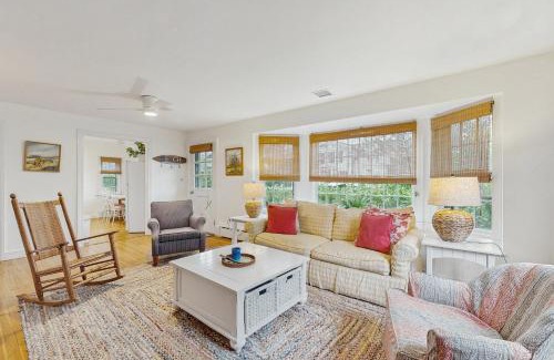 Edgartown Casa | Vineyard Charm