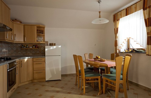 Srednje Grcevje Casa | Vineyard cottage Ucman