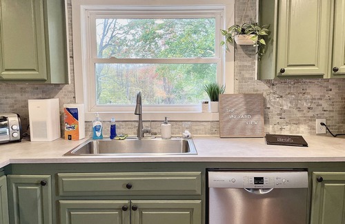 Madison Cabaña | Vineyard View | Walk to Wineries & River| Hot Tub
