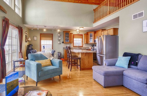 Hammondsport Casa | Vineyard with a View: Close to Wineries + Hot Tub!