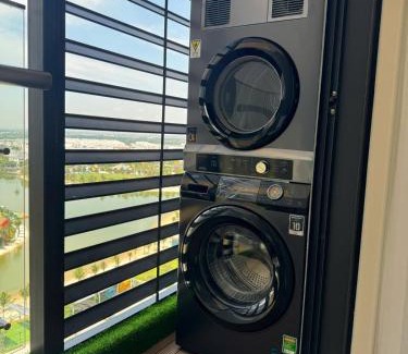 District 9 Apartamento | Vinhomes Grand Park 1BR Chillin Home Best View3