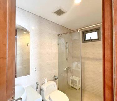 Hoang Mai Apartamento | Vinhomes Times City 2BR Apt