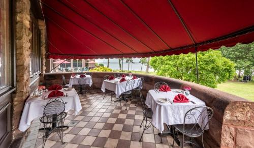 Geneva Complejo | Vinifera Inn