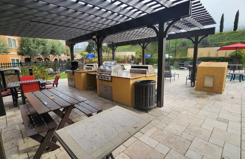 Napa Apartamento | Vino Bello next to Meritage Resort "Taste of Napa". 2 Double Beds, Sleeps 4.