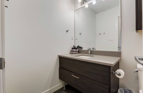 East Village Condominio | "Vino" Penthouse w/ a Spectacular View