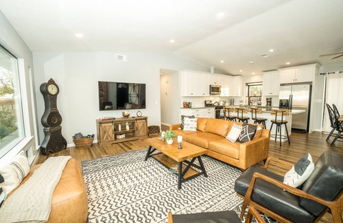 Paso Robles Otro | Vino View Getaway Retreat