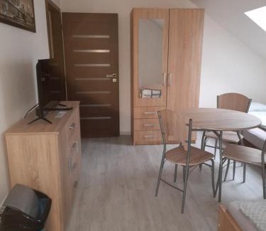 Nove Mesto nad Metuji Casa | Vinotéka "U Kozů"