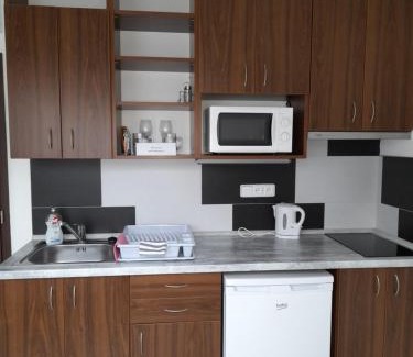 Nove Mesto nad Metuji Casa | Vinotéka "U Kozů"