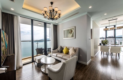 Tran Phu Beach Hotel | Vinpearl Beachfront Nha Trang