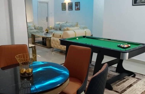 Benin City Apartamento | VinRues Apartment and Suites