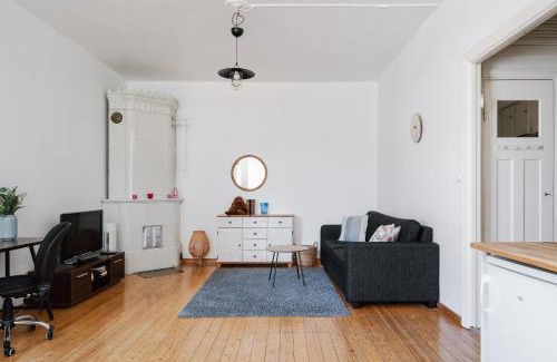 Etu-Toolo Apartamento | Vintage 1BR Apt in Kamppi with Perfect Location