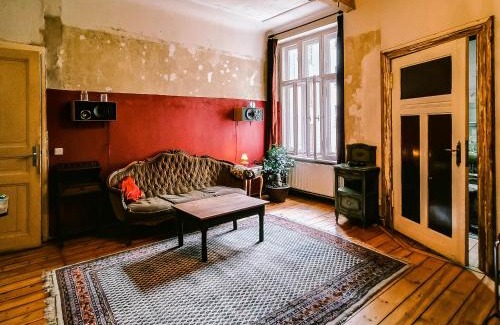 Schoeneberg Apartamento | Vintage and Artistic Altbau