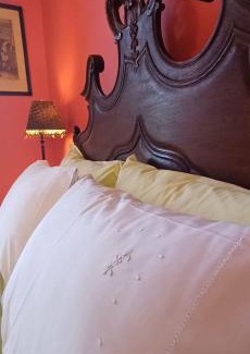 Ovar Casa | Vintage Balcony Guesthouse & Suites