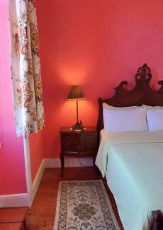 Ovar Casa | Vintage Balcony Guesthouse & Suites