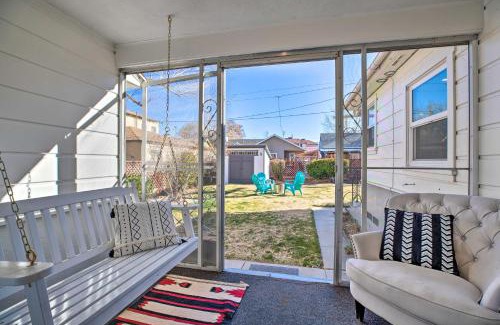 Bishop Casa | Vintage Bishop House in Downtown with Porch Swing!