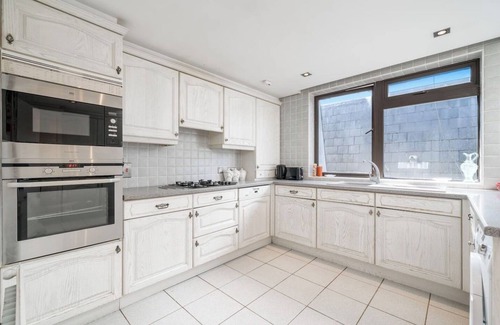 Whetstone Apartamento | Vintage Boutique 2Bed Flat w/parking