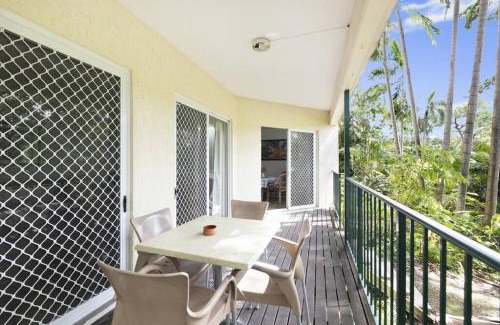The Gardens Apartamento | Vintage Charm at The Gardens with Lagoon Pool